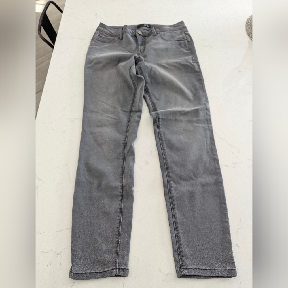 1822 Denim Women's Gray Skinny Jeans - Faded Slate Wash